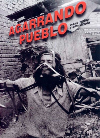 AGARRANDO PUEBLO