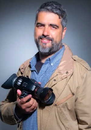 MOTERAS_Director1 Erick.png