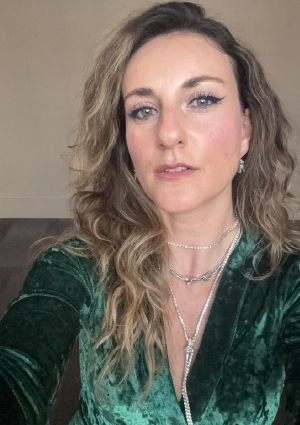 VIVIANNE SALER 2.jpg