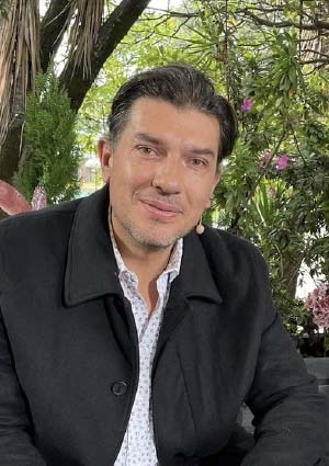 GUSTAVO ANGARITA JR.jpg